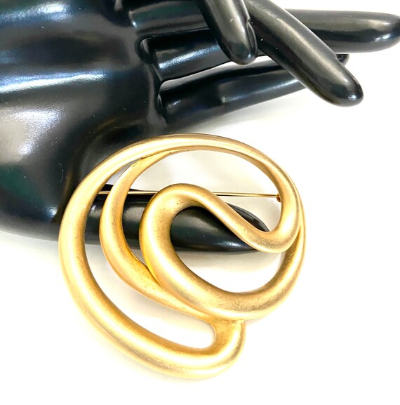 Large Matte Gold Freeform Brooch Abstract Gold To… - image 5