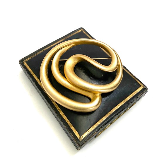 Large Matte Gold Freeform Brooch Abstract Gold To… - image 4