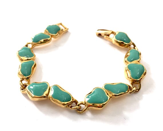 Trifari tm bracelet Clearance