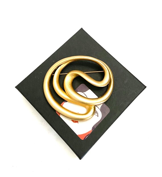 Large Matte Gold Freeform Brooch Abstract Gold To… - image 9