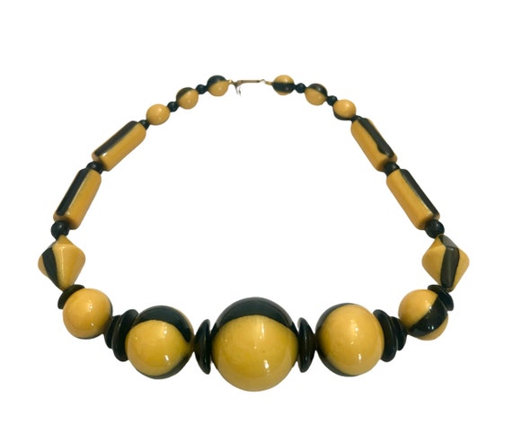 Chunky Bakelite Bead Necklace Wonderful Yellow & … - image 3