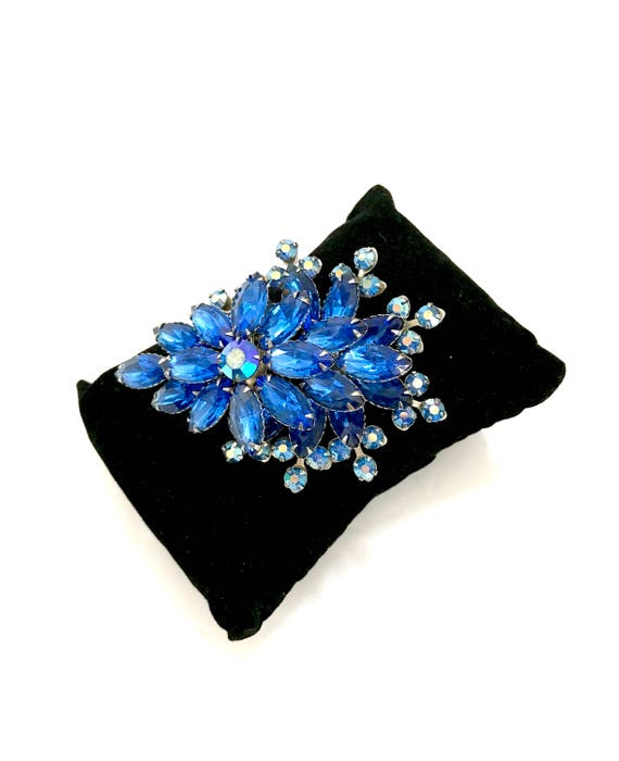 Cathe' Blue Rhinestone Floral Brooch, Blue Marqui… - image 7