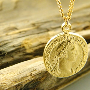 Gold coin necklace, Long chic necklace, Vintage style necklace, Big Alexander coin necklace, Alexander the great coin, Unisex coin necklace
