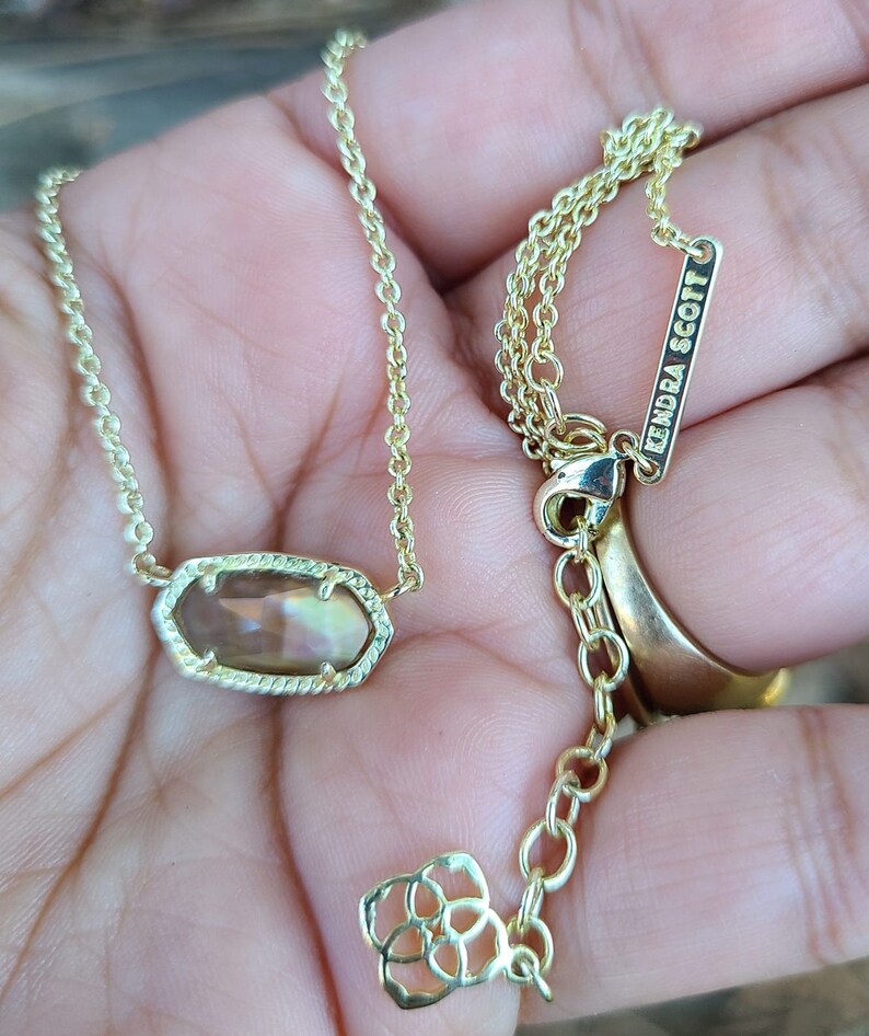 Kendra Scott Elisa Pendant Necklace in 