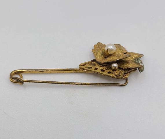 Vintage signed Miriam Haskell safe pin brooch - image 3