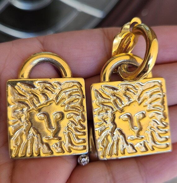 Vintage Anne Klein Earrings clip-on Signature Lion