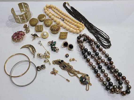Modern fashion jewelry deals