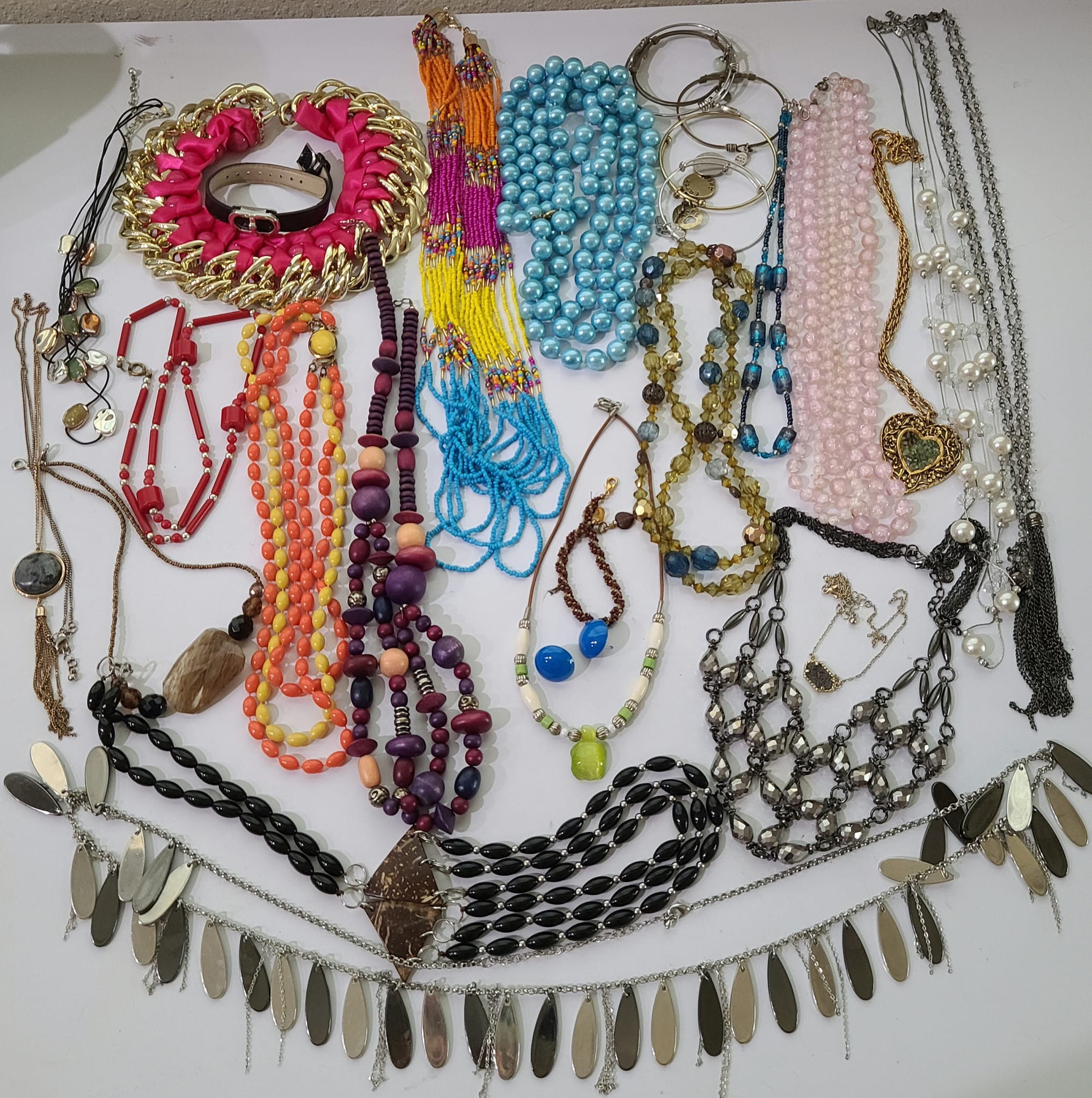vintage jewelryえす Vintage Fashion Jewelry Lot of 27 Pieces Pre Owned - Etsy
