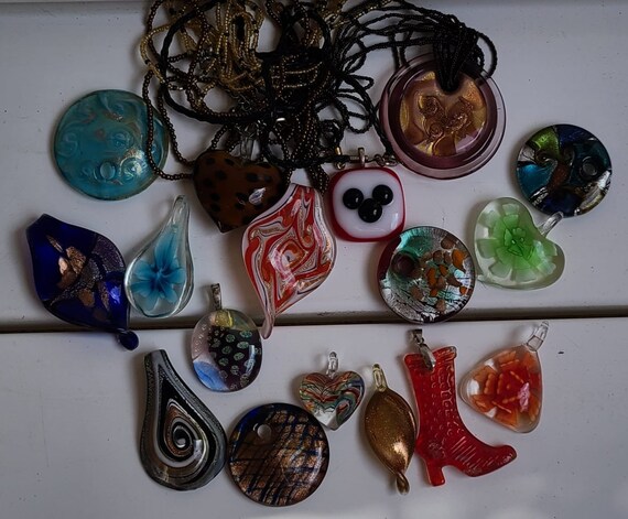 Lot of 17 pendants glass art pendants jewelry - image 1