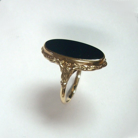 Vintage Black Onyx Ring Ladies Gemstone Ring 10k Yellow Etsy Vintage Black Onyx Ring Ladies Gemstone Ring 10k Yellow Etsy