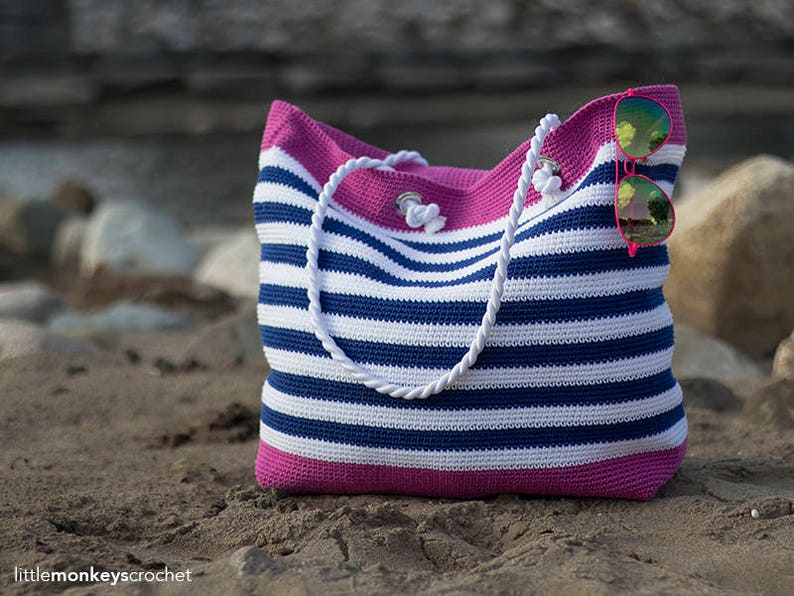 Crochet Beach Bag Pattern, Tote Bag Crochet Classic Beach Bag Crochet Pattern by Little Monkeys Crochet Beach Tote Crochet PDF image 1