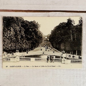 Paris - Parc de Saint-Cloud - Vintage Postcard