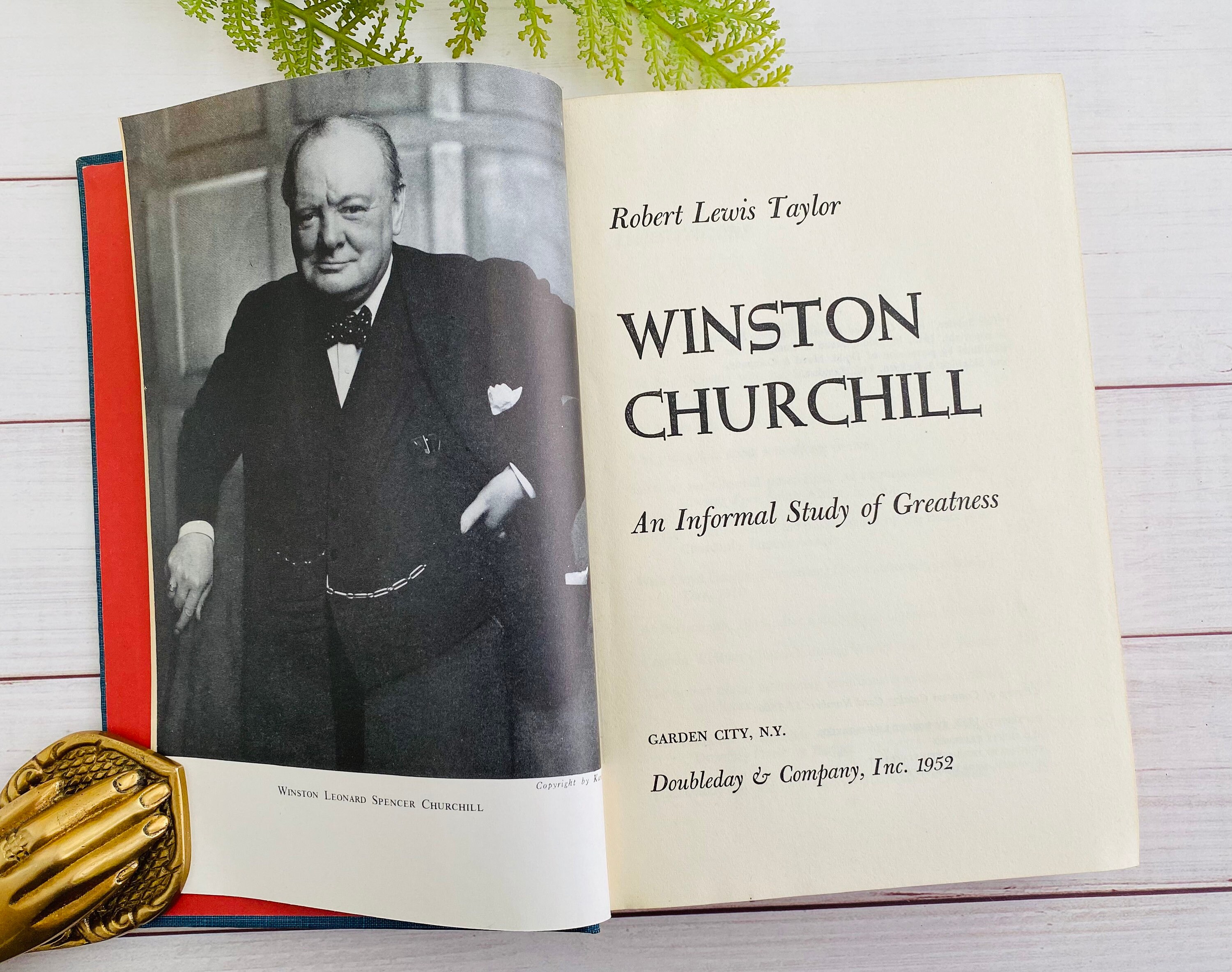 Unveiling The Truth: Churchill, The 1952 Fog, And A Lost Life - 6eiv3st
