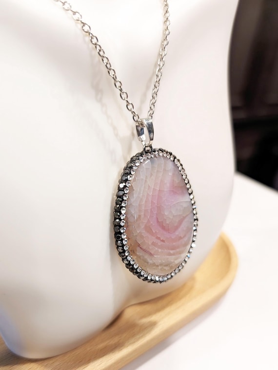 Pink Agate Slice Rhinestone Pendant Necklace
