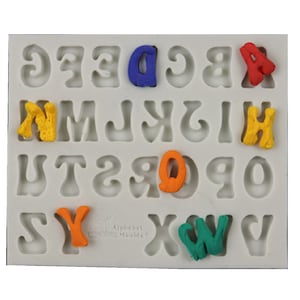 Molde de silicona con letras redondeadas de 1,8 cm o 0,71 pulgadas. Úsalos para hacer tus palabras en galletas, cupcakes, pasteles y más.