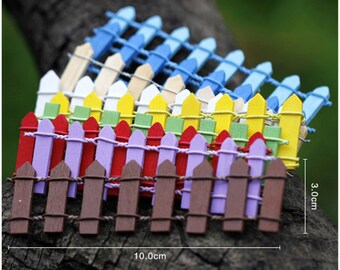 Picket Fencing for Fairy Gardens or Dollhouses, Set of 5 Fencing Strips in multiple colors, Each Strip 10x3 cm or 3.8x1.2 inches