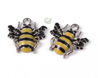 Bee Charm, Spring Charm, Set of 2, Enamel Bee, Enamel Charms, Beehive Charms, Busy Bee Charms, Honey Charms, Insect Charms, Flower, ENA077