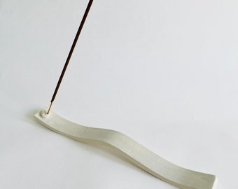 Folk face incense stick holder - matte white