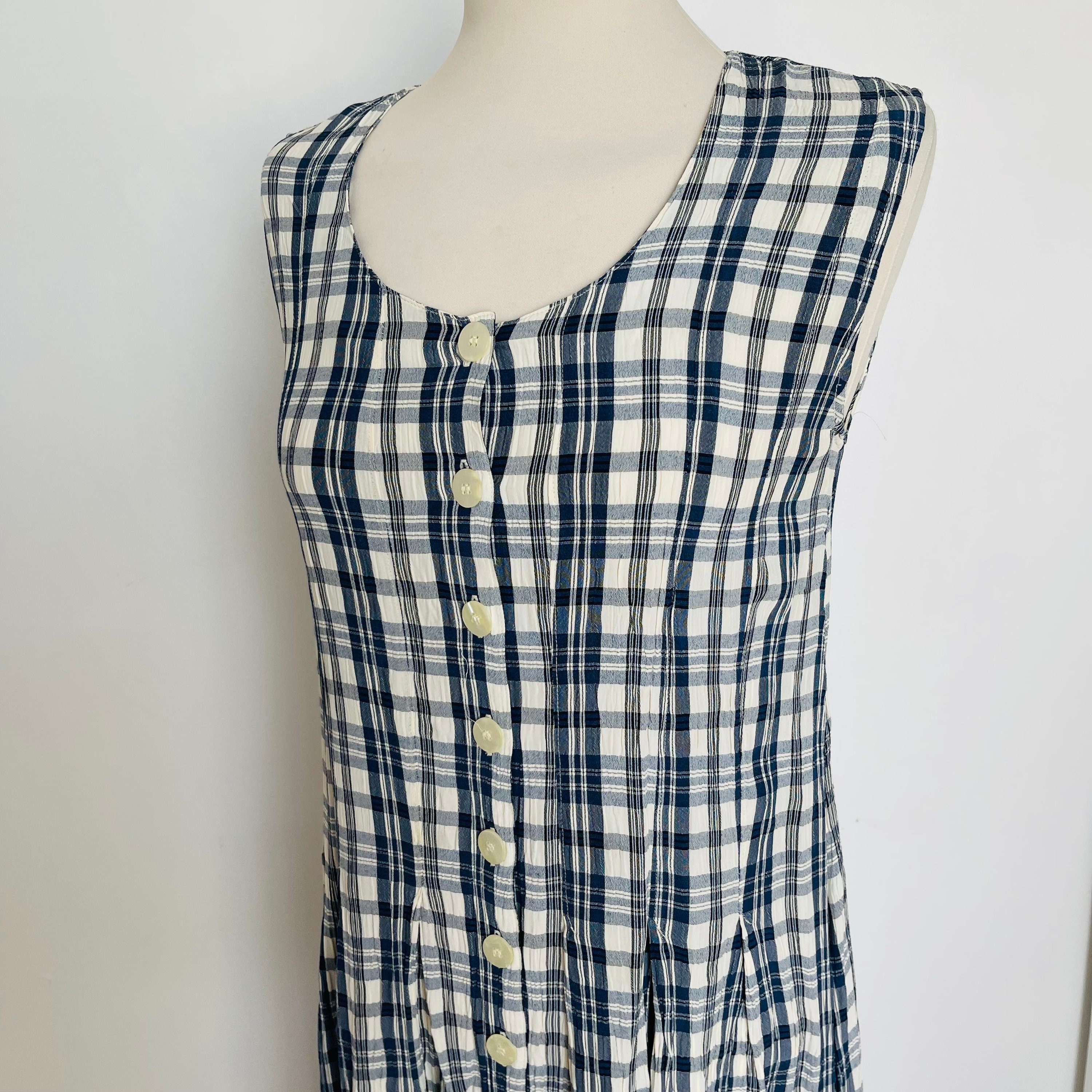 Vintage dress, shirt dress, midi dress, seer sucker, coral, utility