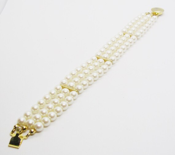 Vintage Triple Strand Faux Pearl Bracelet - image 3