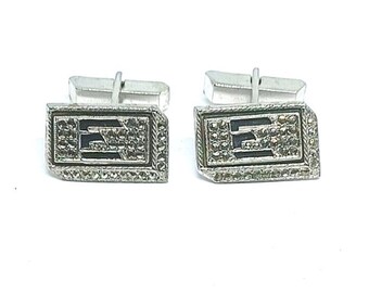 モノグラム入りマーカサイトとスターリングシルバーのカフスボタン