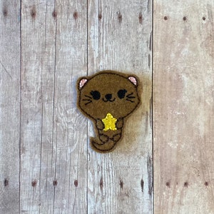 Otter pin or badge reel