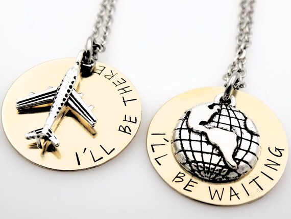 Long distance relationship necklace online