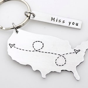 Long distance gift for girlfriend boyfriend couples anniversary going away gift for her or for him state usa keychain with custom tag gift image 4