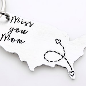 USA Map keychain Long distance Mother College going away gift Miss you Mom Custom with your states Mother's Day gift from daughter or son