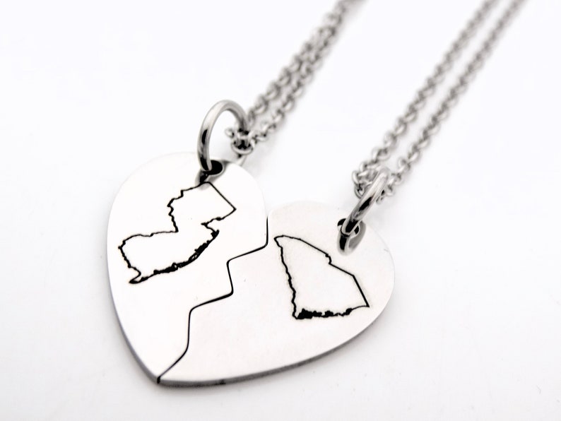 Best Friends Custom long distance friendship State Necklaces USA ldrship best friends bff gift for friend sisters brothers siblings image 1