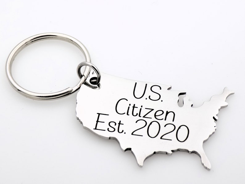 Custom US Citizen Gift, Choose your year on this laser engraved USA map keychain. image 6