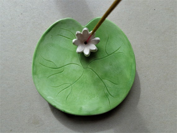 Water Lily Pad Lotus Incense Burner Yoga Meditation Zen Etsy Water Lily Pad Lotus Incense Burner Yoga Meditation Zen Etsy