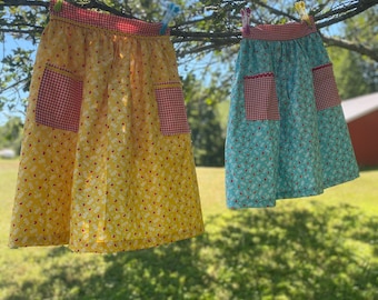 Apple Half Apron - Gathered Skirt Farm Apron