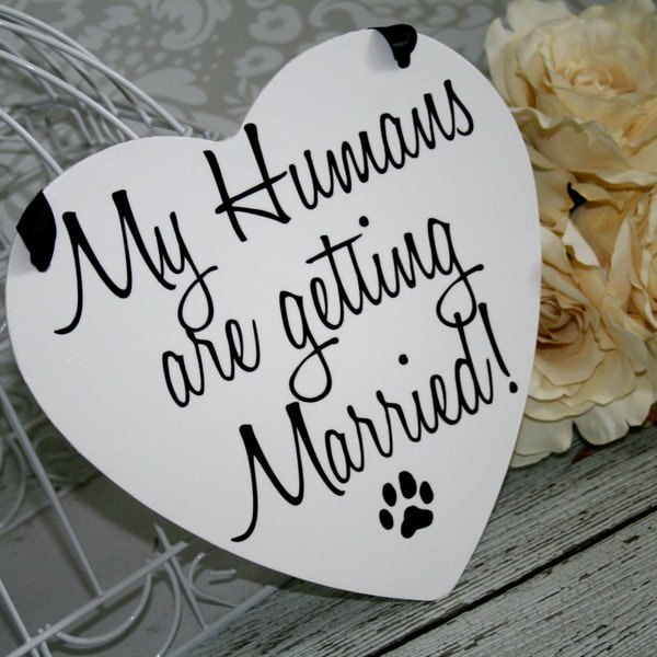 Mon homme se mariée Save the Date signe coeur signes photographie les accessoires Enagement photos mariage chien anneau porteur Flower Girl