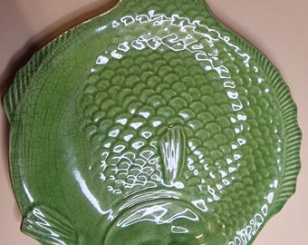 Pair of Shorter and Son Fish Ware plates (art deco green)