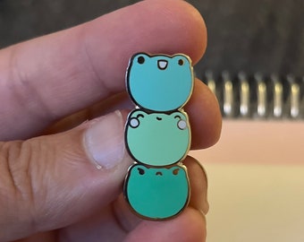 Frog Stacks Pin