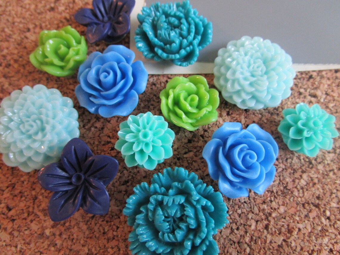 Flower Thumbtack Set 12 Pc Pushpin Set in Teal Blue Aqua Etsy