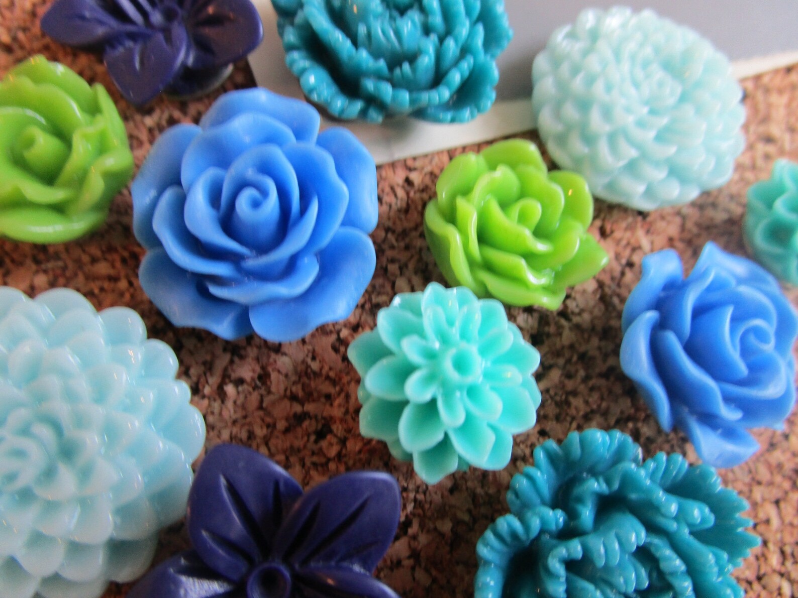 Flower Thumbtack Set 12 Pc Pushpin Set in Teal Blue Aqua Etsy