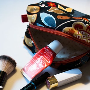 small TOILETRY BAG, pencil case, Blumenfreude, cotton image 4