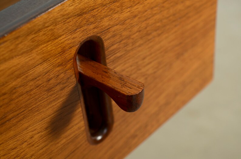 Walnut Dresser Richard Thompson for Glenn of California Mid Century Modern Dresser
