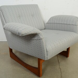 Wing Chair Lounge Chair Milo Baughman Style Mid Century Modern image 7