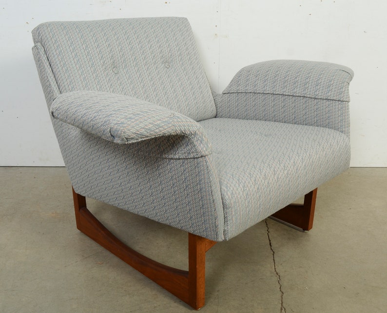 Wing Chair Lounge Chair Milo Baughman Style Mid Century Modern image 7