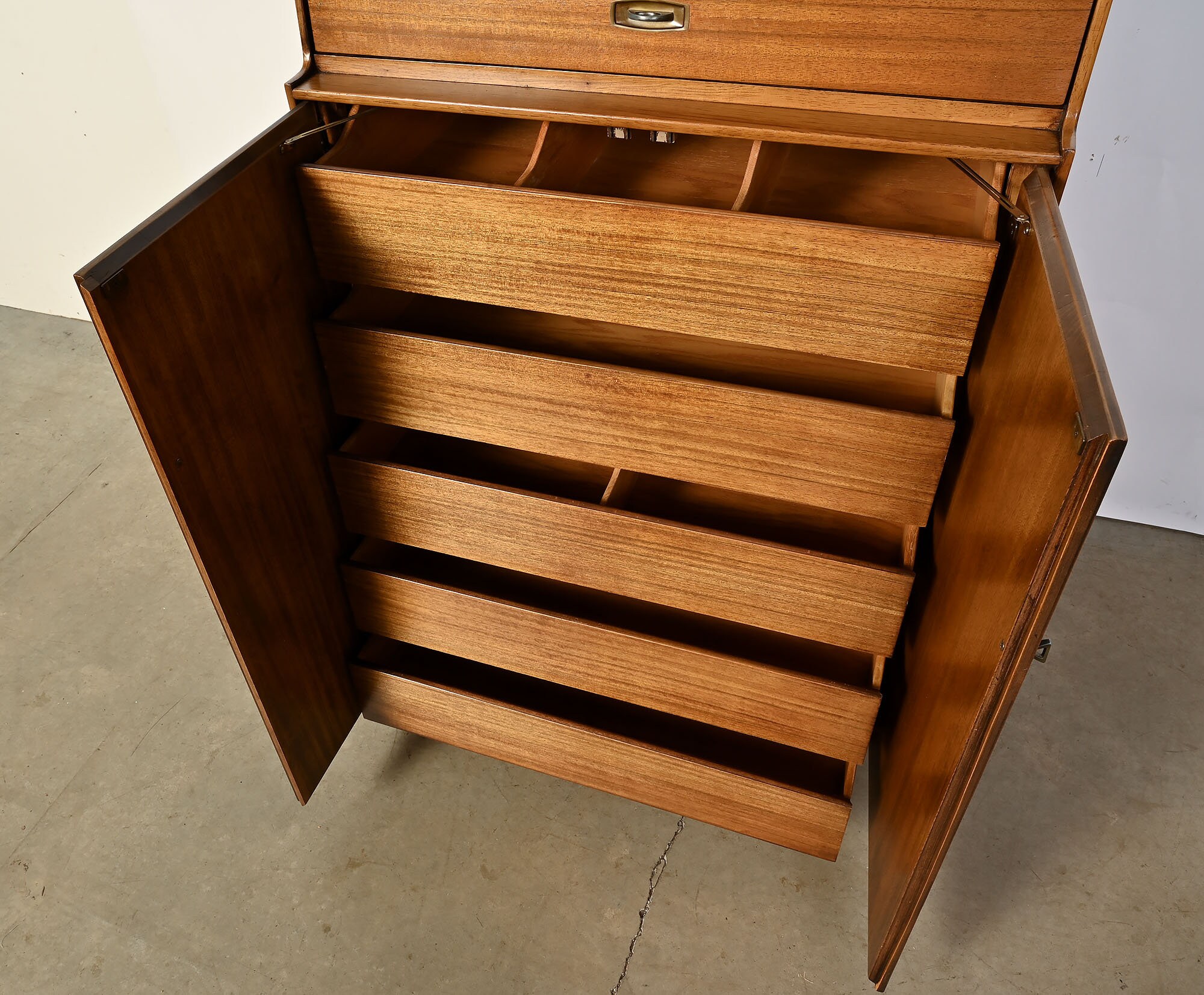 16+ Drexel Mid Century Dresser