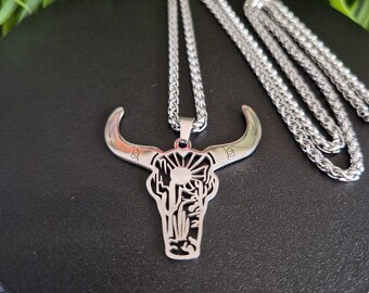 Men's stainless steel Bull necklace Bull lifestyle