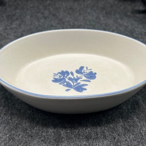 Pfaltzgraff Yorktowne Stoneware Large Oval Baking Dish