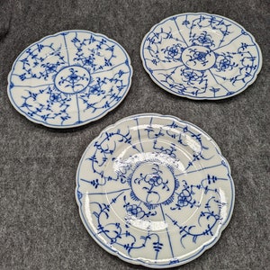 Set of 3 Antique Royal Bayreuth Tetau, Germany Strawflower Plates
