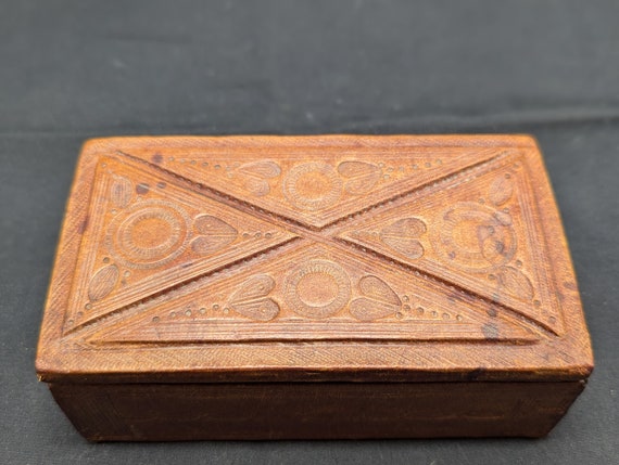 Hand Tooled Leather Trinket Box