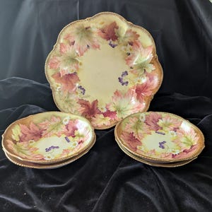 5 Piece Set Tirschenreuth Bavaria Master Berry Bowl and 4 Matching Individual Berry Bowls. Bavarian Signed Hand Painted Porcelain