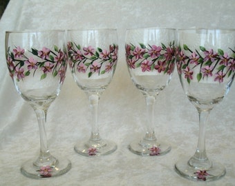 CHERRY BLOSSOM wine glasses set of four