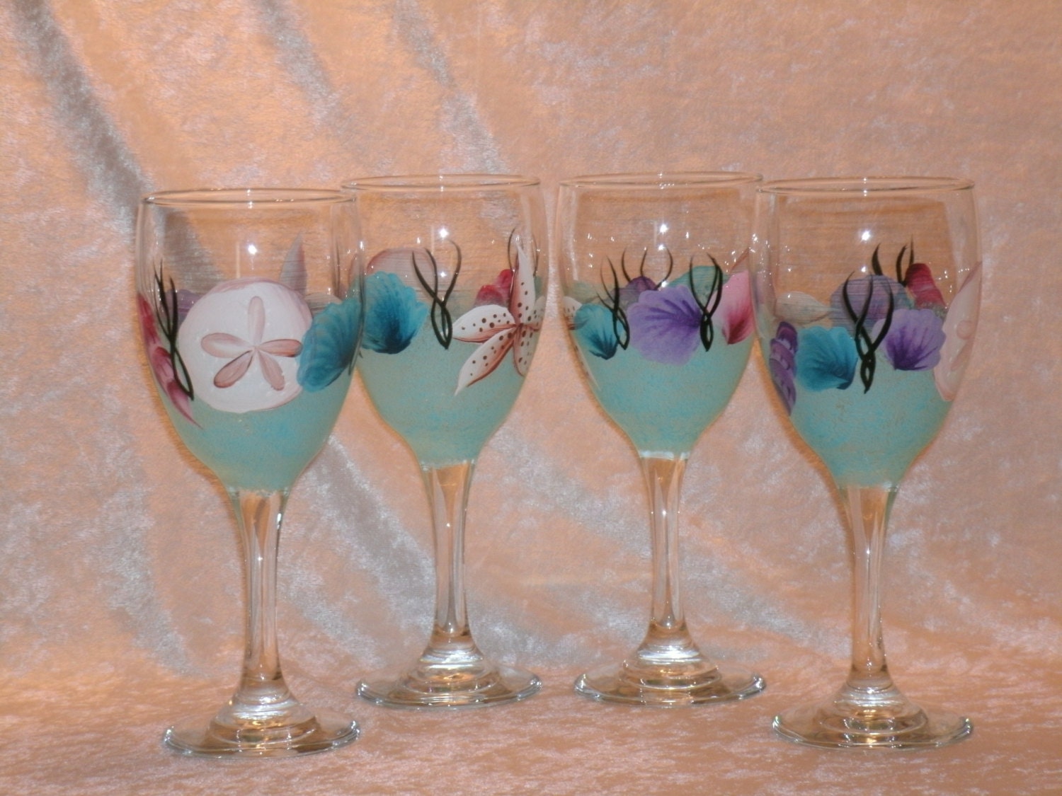 Set of 2 Sea Shell Shatterproof Wine Glasses
